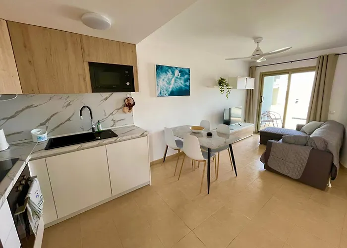 Casa Matteo-modern With Pool Costa De Antigua