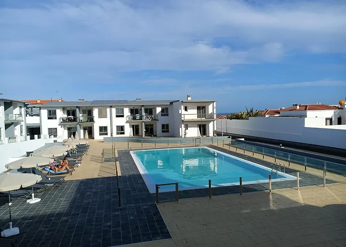 Casa Matteo-modern With Pool Costa De Antigua